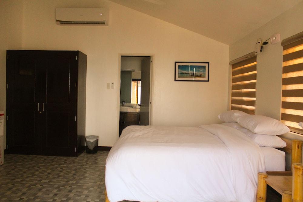 โครัล บีชคลับ Hotel Batangas ภายนอก รูปภาพ
